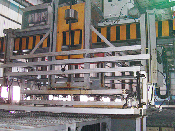 什么是電解錳、鋅自動(dòng)生產(chǎn)線(xiàn)